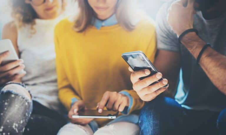 People searching for jobs on phones